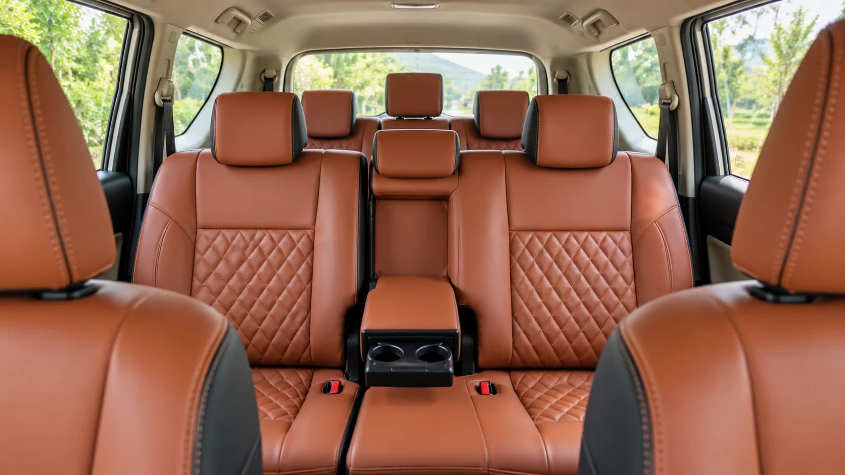 Toyota Rumion Plush Rear Passenger Seats