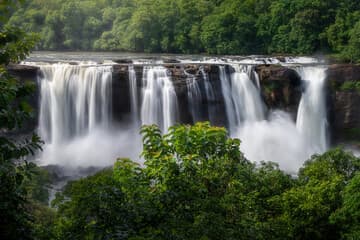 Kerala waterfall biggest waterfall tour by Green world holidays